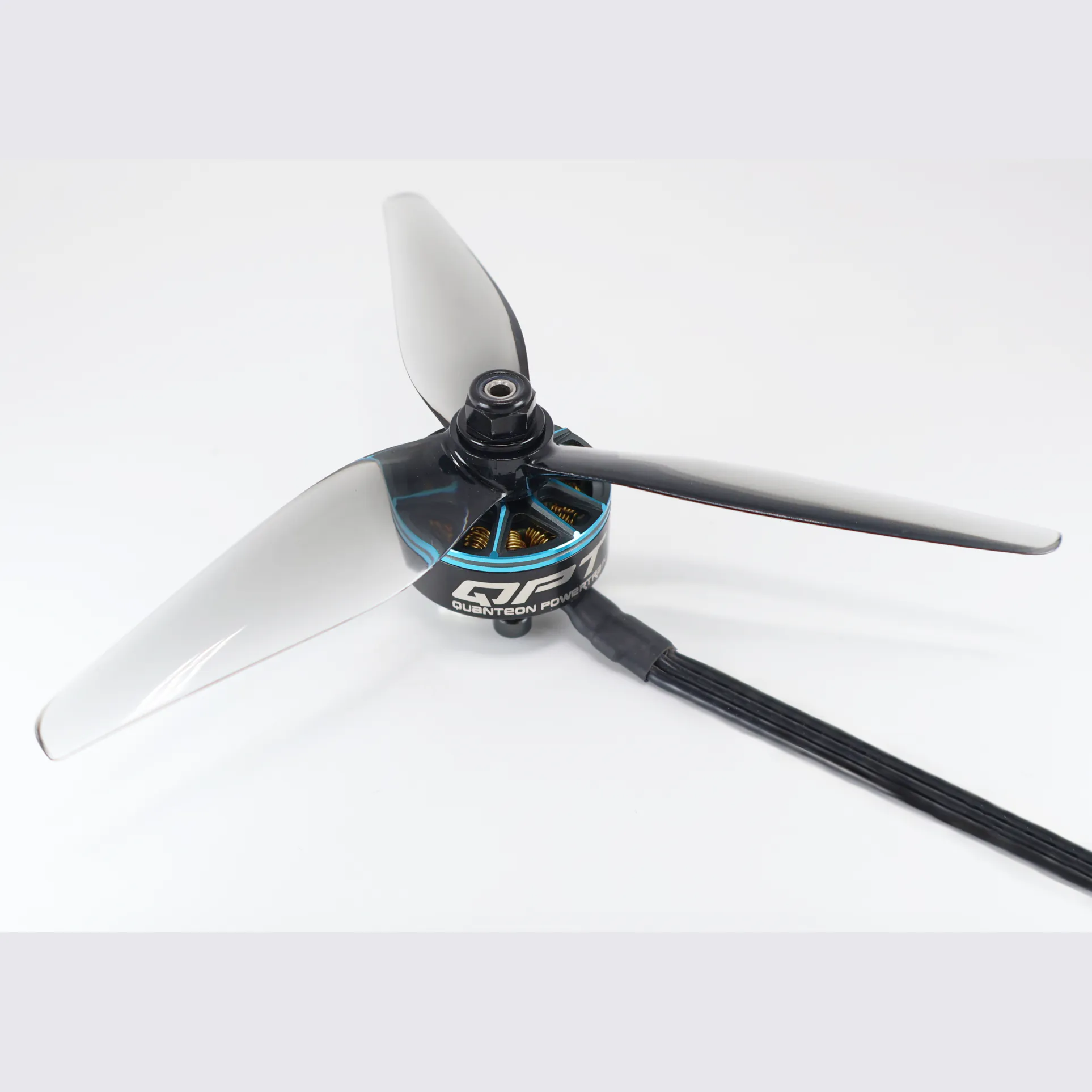QPT 2207 1800KV Brushless Motor